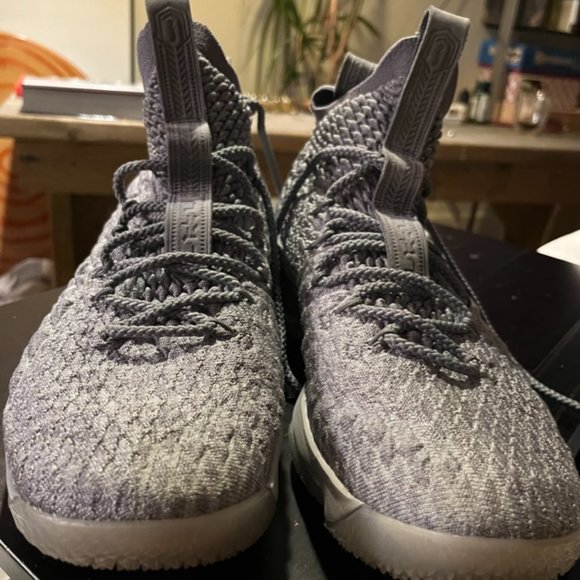 Nike Lebron 15 City Series - Picture 5 of 7